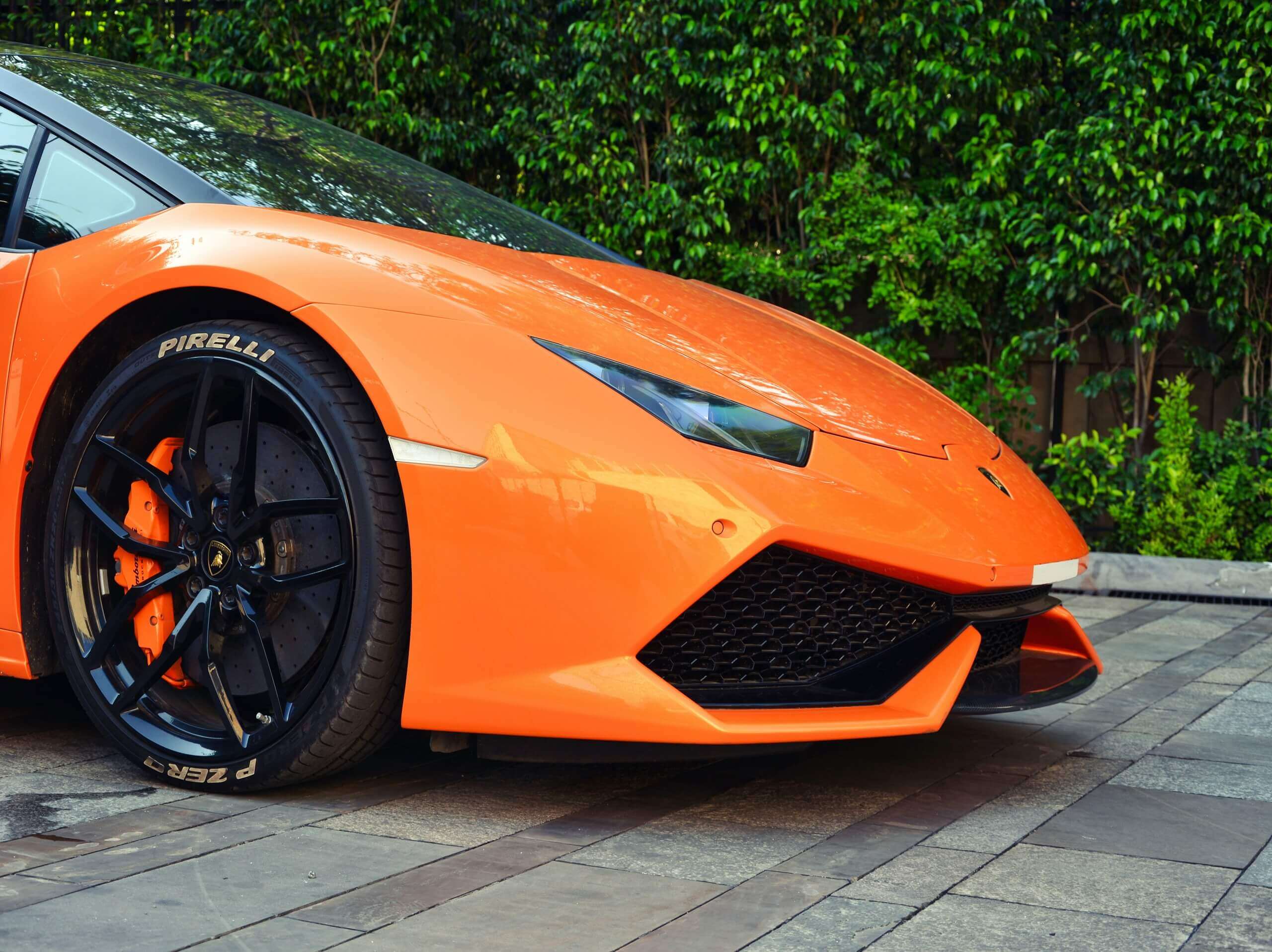 lamborghini aventador rent price dubai