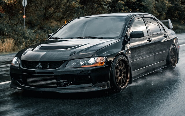 mitsubishi for rent in uae